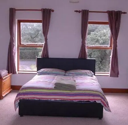 Casa de Férias Spacious Private 6 Bedroom 1 Km To Dogs Welcome